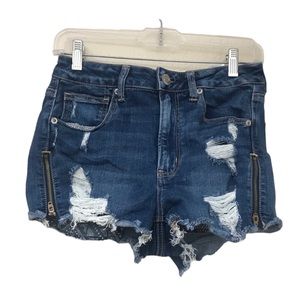 AEO Super Hi-Rise Shortie Distressed Denim Shorts Size 6 EUC